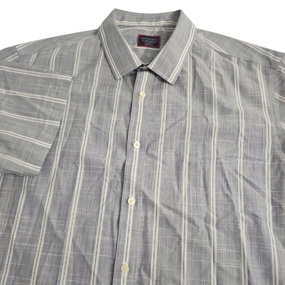 UNTUCKit XX-Large Slim Fit Wrinkle Free Short Sleeve Blue White Striped Shirt